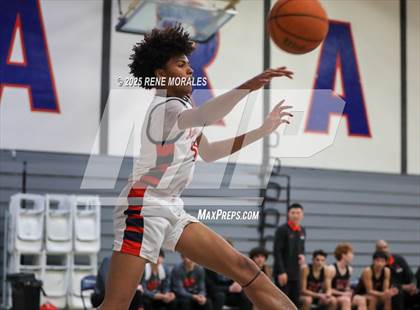 Thumbnail 2 in Village Christian vs Maranatha photogallery.