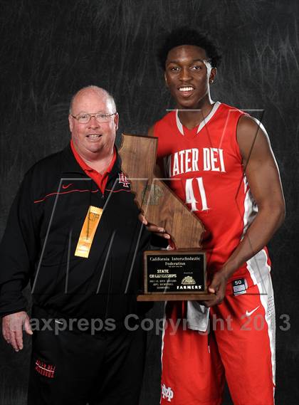 Thumbnail 3 in Mater Dei (CIF State Open Division Award Photos) photogallery.