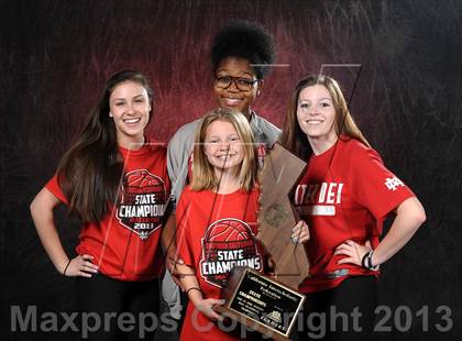 Thumbnail 1 in Mater Dei (CIF State Open Division Award Photos) photogallery.
