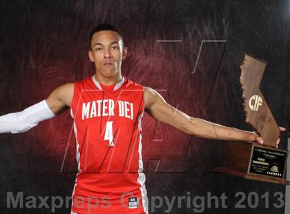 Thumbnail 1 in Mater Dei (CIF State Open Division Award Photos) photogallery.