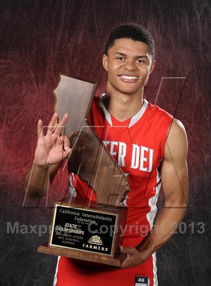 Thumbnail 1 in Mater Dei (CIF State Open Division Award Photos) photogallery.