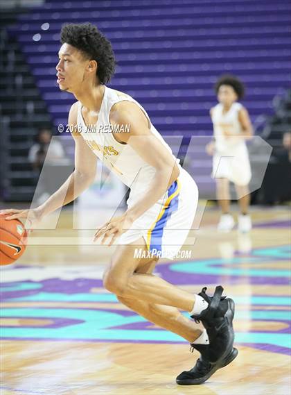 Thumbnail 3 in Osceola vs Vashon (City of Palms Classic) photogallery.
