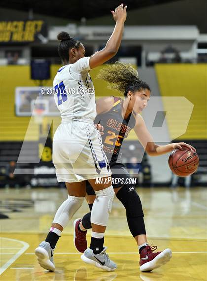 Thumbnail 2 in Clovis West @ Windward (CIF Open DIV Southern Regional Final) photogallery.