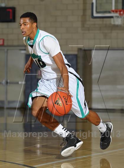 Thumbnail 1 in Santiago vs. Chino Hills (I Have a Dream Classic) photogallery.