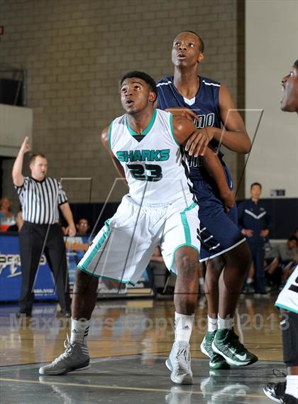 Thumbnail 2 in Santiago vs. Chino Hills (I Have a Dream Classic) photogallery.