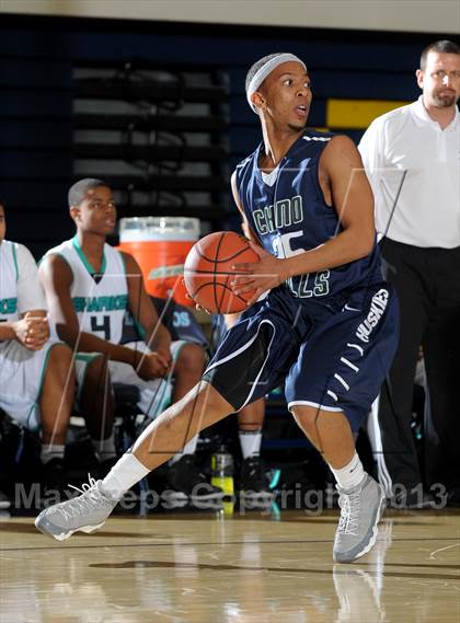 Thumbnail 3 in Santiago vs. Chino Hills (I Have a Dream Classic) photogallery.