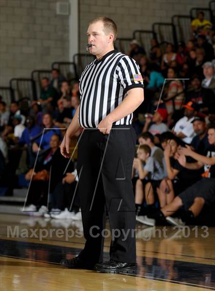 Thumbnail 2 in Santiago vs. Chino Hills (I Have a Dream Classic) photogallery.