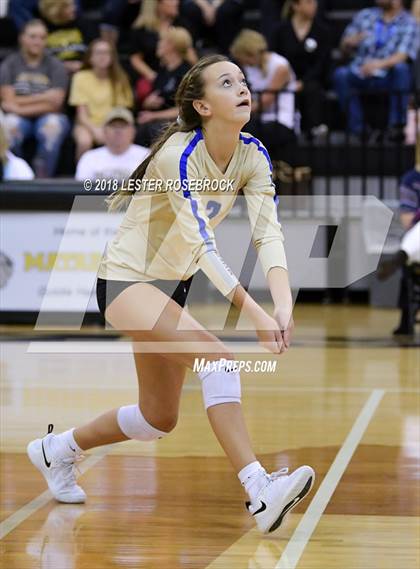 Thumbnail 2 in Tivy @ Seguin photogallery.