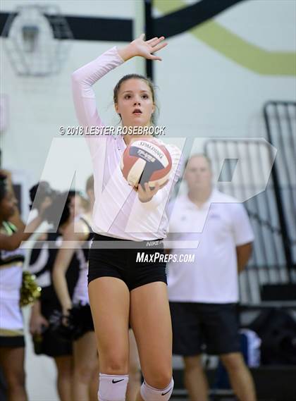 Thumbnail 1 in Tivy @ Seguin photogallery.