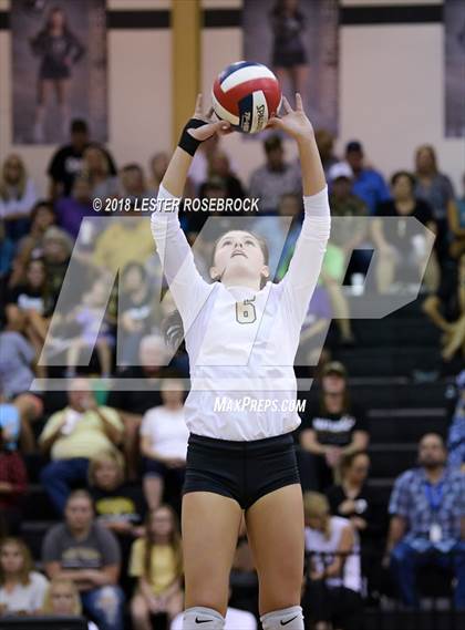 Thumbnail 1 in Tivy @ Seguin photogallery.