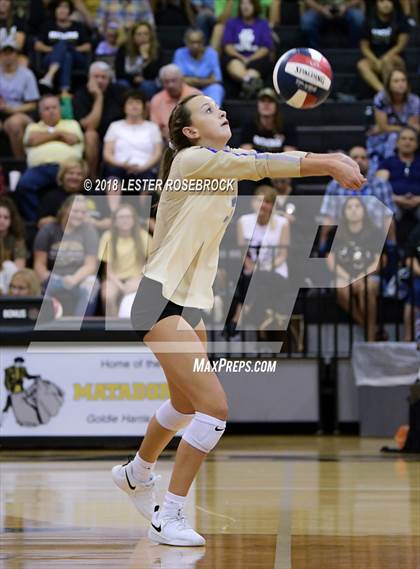 Thumbnail 3 in Tivy @ Seguin photogallery.