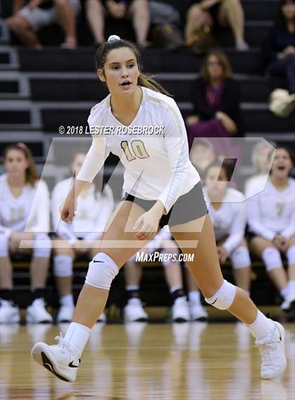 Thumbnail 3 in Tivy @ Seguin photogallery.