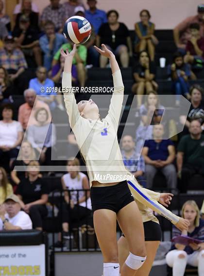 Thumbnail 2 in Tivy @ Seguin photogallery.