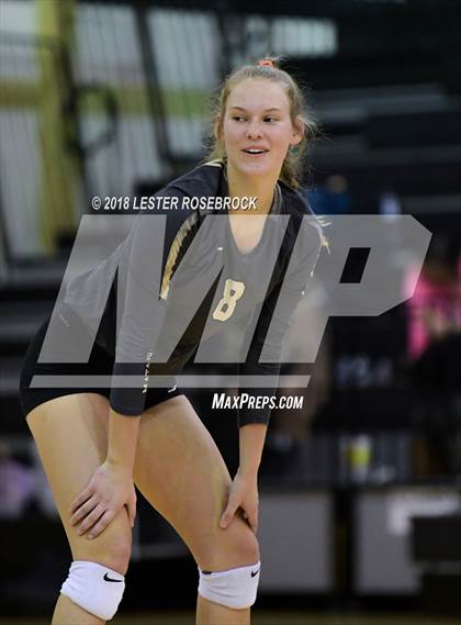 Thumbnail 1 in Tivy @ Seguin photogallery.