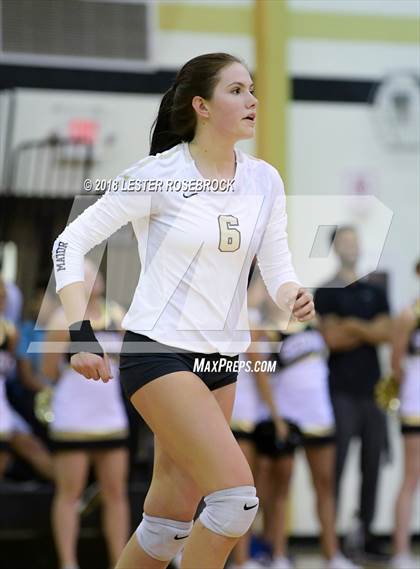 Thumbnail 3 in Tivy @ Seguin photogallery.