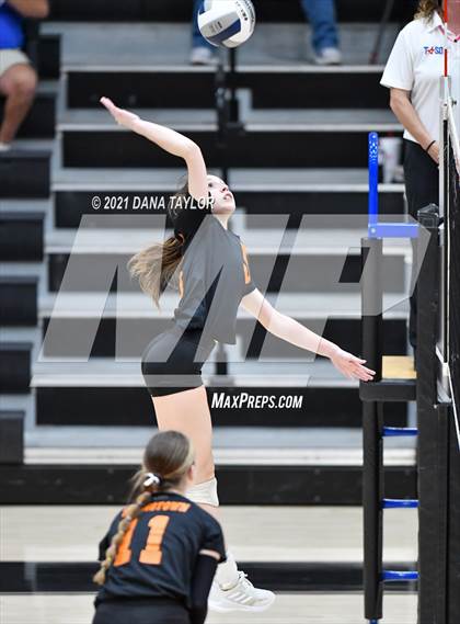 Thumbnail 1 in Krum @ Springtown photogallery.