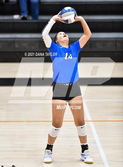 Thumbnail 1 in Krum @ Springtown photogallery.