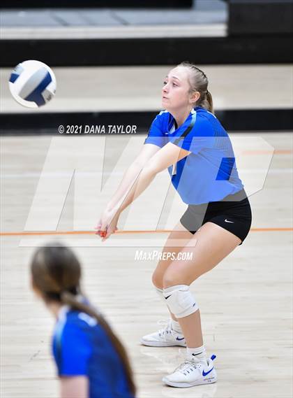 Thumbnail 2 in Krum @ Springtown photogallery.