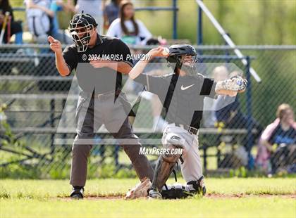 Thumbnail 3 in Bishop Grimes vs Henninger photogallery.