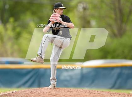 Thumbnail 1 in Bishop Grimes vs Henninger photogallery.