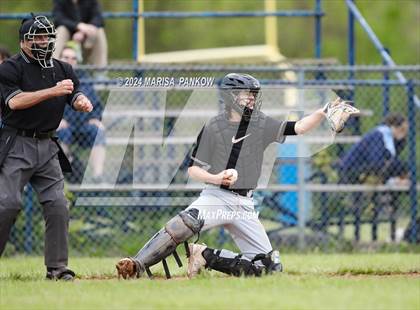 Thumbnail 2 in Bishop Grimes vs Henninger photogallery.