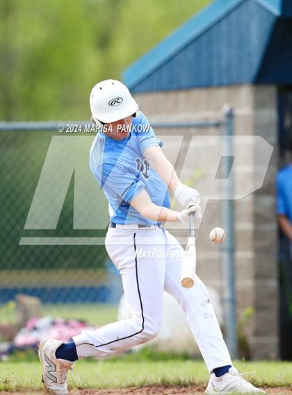 Thumbnail 2 in Bishop Grimes vs Henninger photogallery.