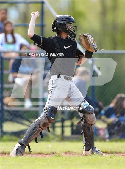 Thumbnail 1 in Bishop Grimes vs Henninger photogallery.