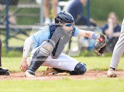 Thumbnail 1 in Bishop Grimes vs Henninger photogallery.