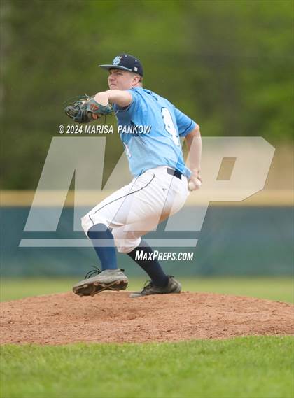 Thumbnail 1 in Bishop Grimes vs Henninger photogallery.