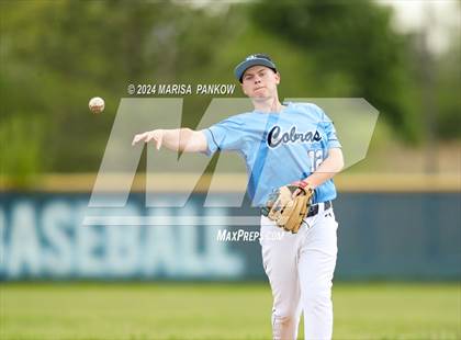 Thumbnail 3 in Bishop Grimes vs Henninger photogallery.