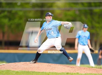 Thumbnail 2 in Bishop Grimes vs Henninger photogallery.