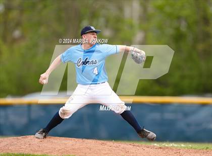 Thumbnail 1 in Bishop Grimes vs Henninger photogallery.
