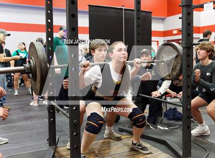 Thumbnail 3 in Muenster High Meet photogallery.
