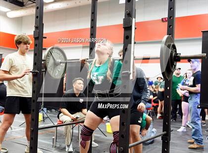 Thumbnail 3 in Muenster High Meet photogallery.