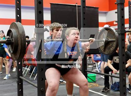 Thumbnail 3 in Muenster High Meet photogallery.