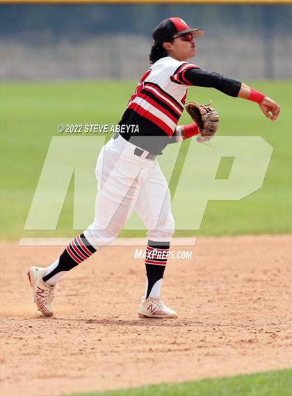 Thumbnail 2 in Brighton vs. Loveland (CHSAA District/Regionals Baseball Tournaments Class 5A Region 5) photogallery.