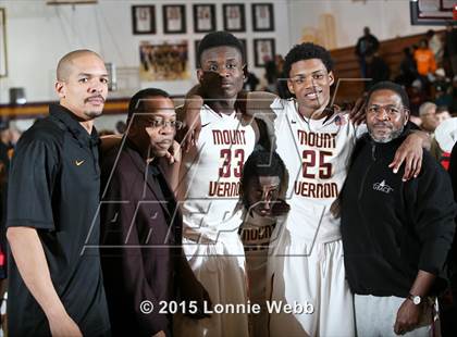 Thumbnail 3 in Suffern vs Mt. Vernon (Section 1 Class AA Quarterfinal) photogallery.