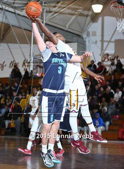 Thumbnail 2 in Suffern vs Mt. Vernon (Section 1 Class AA Quarterfinal) photogallery.