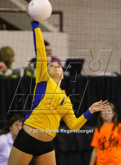 Thumbnail 2 in Weldon Valley vs Kit Carson (CHSAA 1A Playoff) photogallery.