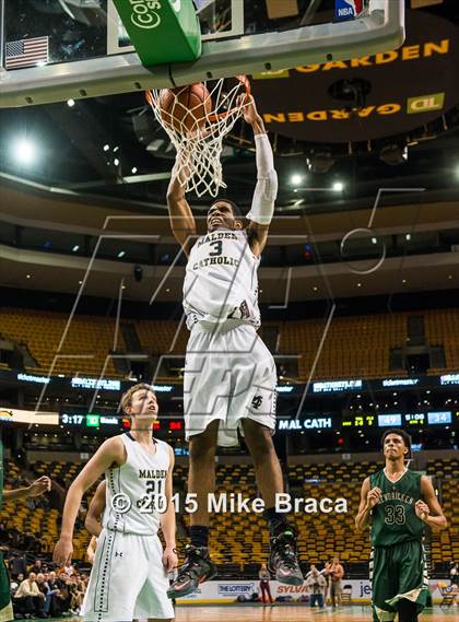 Thumbnail 3 in Bishop Hendricken @ Malden Catholic (Good Sports TD Garden Invitational) photogallery.