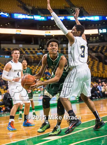 Thumbnail 3 in Bishop Hendricken @ Malden Catholic (Good Sports TD Garden Invitational) photogallery.