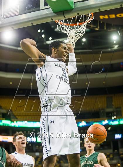 Thumbnail 1 in Bishop Hendricken @ Malden Catholic (Good Sports TD Garden Invitational) photogallery.