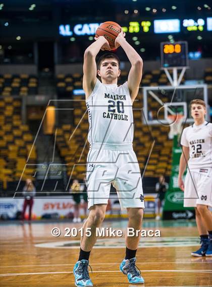 Thumbnail 3 in Bishop Hendricken @ Malden Catholic (Good Sports TD Garden Invitational) photogallery.