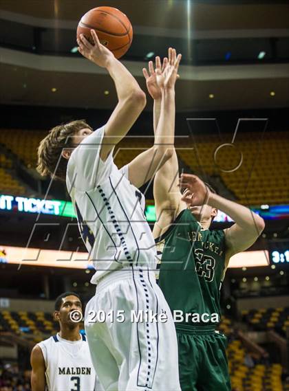 Thumbnail 2 in Bishop Hendricken @ Malden Catholic (Good Sports TD Garden Invitational) photogallery.