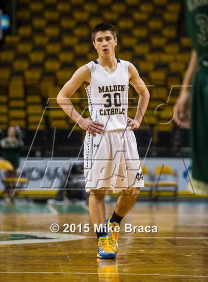 Thumbnail 2 in Bishop Hendricken @ Malden Catholic (Good Sports TD Garden Invitational) photogallery.