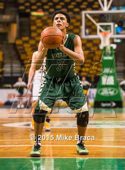 Thumbnail 2 in Bishop Hendricken @ Malden Catholic (Good Sports TD Garden Invitational) photogallery.