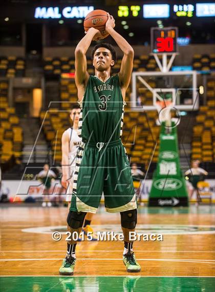 Thumbnail 3 in Bishop Hendricken @ Malden Catholic (Good Sports TD Garden Invitational) photogallery.