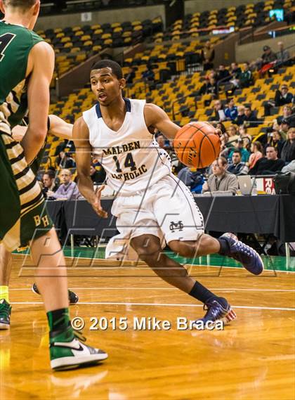 Thumbnail 2 in Bishop Hendricken @ Malden Catholic (Good Sports TD Garden Invitational) photogallery.