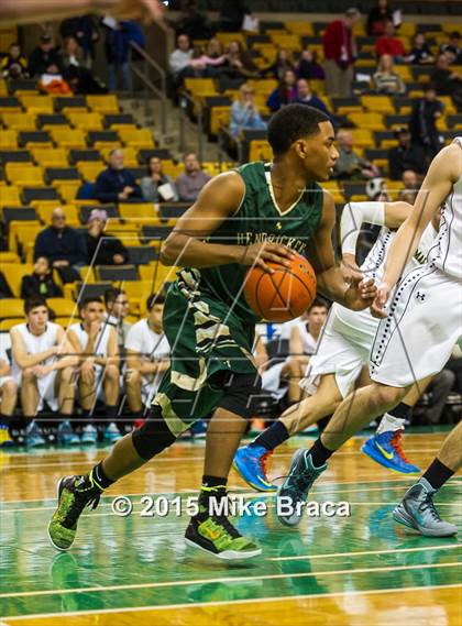 Thumbnail 1 in Bishop Hendricken @ Malden Catholic (Good Sports TD Garden Invitational) photogallery.