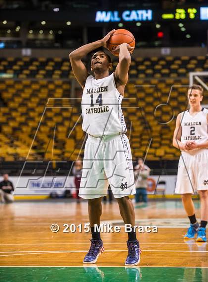 Thumbnail 1 in Bishop Hendricken @ Malden Catholic (Good Sports TD Garden Invitational) photogallery.